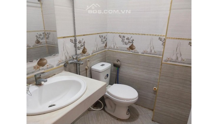 BÁN NHÀ ĐÔNG THIÊN, 34.3M2, LÔ GÓC, 4 TẦNG, 4 NGỦ, SÁT PHỐ, SĐCC