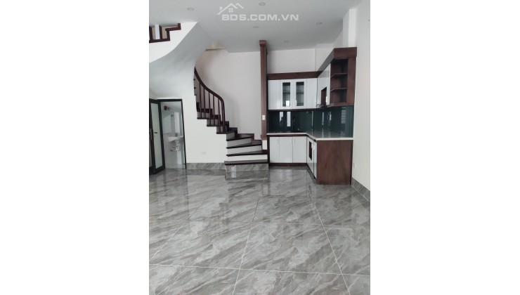 Bán nhà ngõ 2 Xuân Đỉnh 34 m2 5 tầng xây mới cách ô tô 50m giá nhỉnh 4 tỷ .