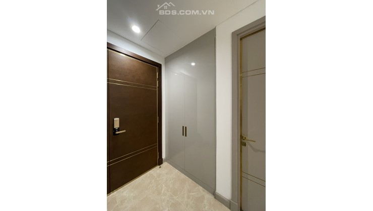 Chính chủ Đăng cho thuê căn hộ Full đồ 2 phòng ngủ 90m2 chung cư SunGrand Thuỵ Khuê toà S2B tầng 16