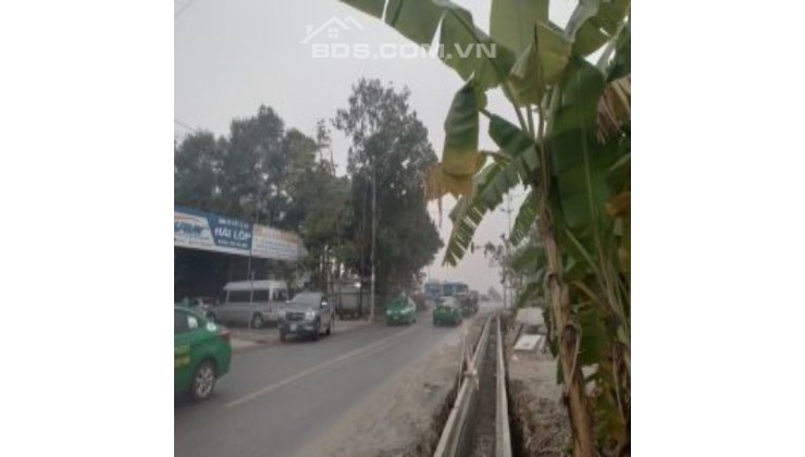 Cho thuê 2 lô đất mặt đường 2 , ngay ngã tư sân bay nội bài, ngay sát sân bay phù hợp làm kho hàng, kinh doanh