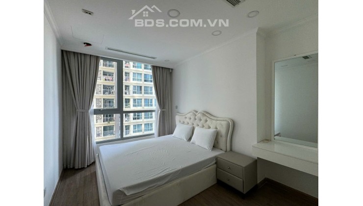 Bán 2 phòng ngủ Vinhomes Central Park 88m2