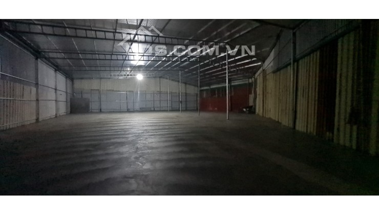 Cho thuê kho xưởng tại Triều Khúc, Tân Triều,Hà Nội. Diện tích 500n xe 10 tấn đỗ cửa, nền betong chống nóng