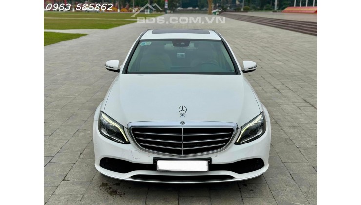 Merc C200ex sản xuất 2019 model 2020 1 chủ mua mới từ đầu trắng lại kem đi có 3v km zin full ls hãng