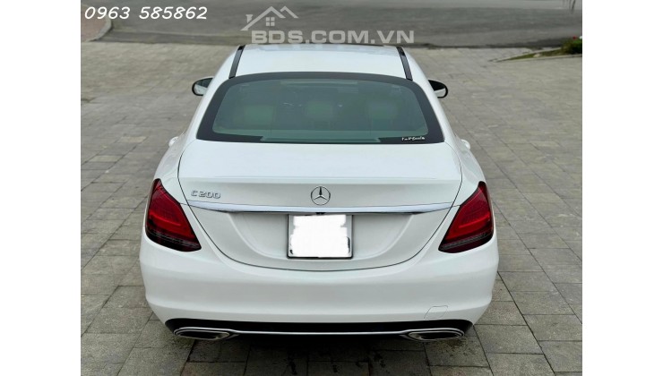 Merc C200ex sản xuất 2019 model 2020 1 chủ mua mới từ đầu trắng lại kem đi có 3v km zin full ls hãng