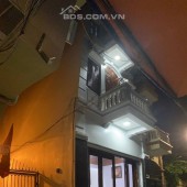 Bán Nhà 5 tầng Phố Tôn Đức Thắng- 2 Thoáng- ô tô Tránh - ô tô vào nhà- Nhà Mới -vị trí cực đep,- 10 tỷ x