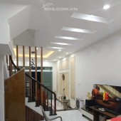 KHƯƠNG HẠ ÔTÔ VÀO NHÀ ĐỖ CỬA - KINH DOANH NHỎ LẺ - GẦN PHỐ - TIỆN ÍCH - SỔ VUÔNG ĐẸP. CHỈ 6.X tỷ