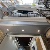 Bán nhà đường Khuất Duy Tiến, quận Thanh Xuân, ô tô vào nhà, diện tích 35m2