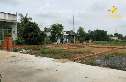 BÁN NHANH 250M2 ĐẤT, NGAY CHỢ GẦN TRƯỜNG HỌC DÂN ĐÔNG. GIÁ 290 TRIỆU