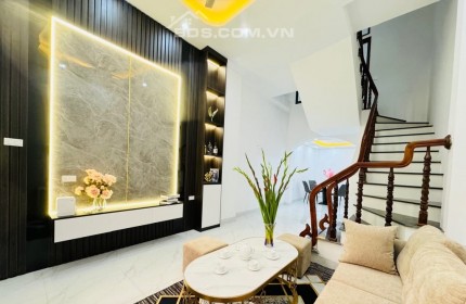 Bán nhà Khương Trung 42m2, 4 Tầng, dân xây chắc chắn, giá chưa đến 4 Tỷ, 3 ngủ đủ công năng