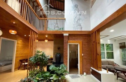 BIỆT THỰ KIỀU ĐÀM ĐẸP LUNG LINH HƠN 200M2, ĐƯỜNG 8M 793 TRẦN XUÂN SOẠN, P.TÂN HƯNG