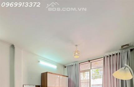 Phòng 30m² Full Nội Thất - Gần Hàng Xanh, Hoàng Hoa Thám, Bình Thạnh