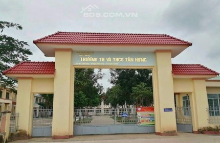 BÁN LÔ ĐẤT 1.018M2 NGAY SÁT BÊN UBND VÀ TRƯỜNG HỌC CẤP 1 CẤP 2, ĐƯỜNG RỘNG GIÁ 165 TRIỆU