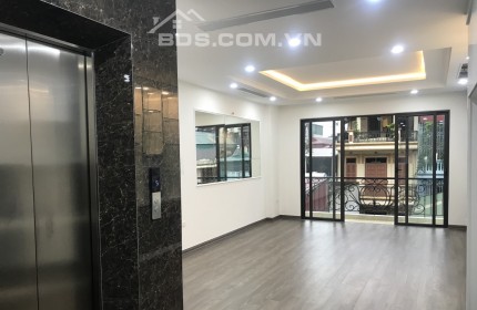 Bán nhà phân lô phố Đội Nhân,Ba Đình dt 52m2 xây 6 t thang máy ô tô vào giá 11,8 tỷ