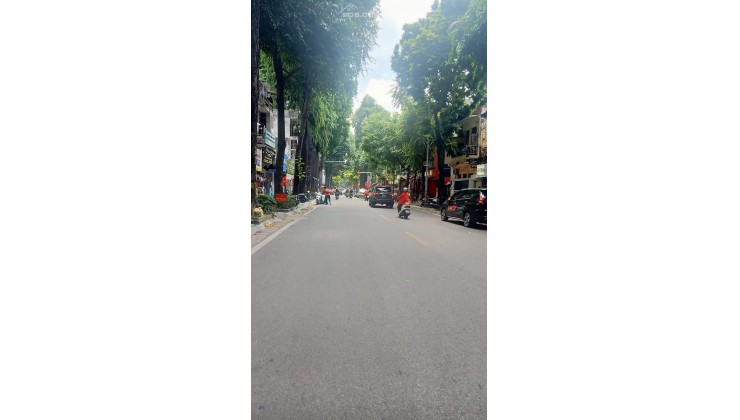 Bán nhà phố Lò Đúc, HBT, Hà Nội. DT 30 m2, ô tô, kinh doanh, giá 5.4 tỷ