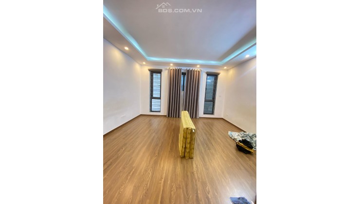 Bán nhanh nhà đẹp, Khương Đình, Thanh Xuân, 40m2x5 tầng, Chỉ 5.3 tỷ