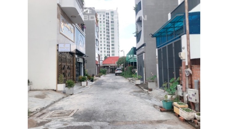 CHUYÊN MÔI GIỚI QUẬN 7, MÔI GIỚI QUẬN 8, MÔI GIỚI QUẬN 4, MÔI GIỚI NHÀ BÈ
BÁN NHÀ HẺM 48 ĐƯỜNG ĐẶNG NHỮ LÂM TT NHÀ BÈ HẺM XE HƠI