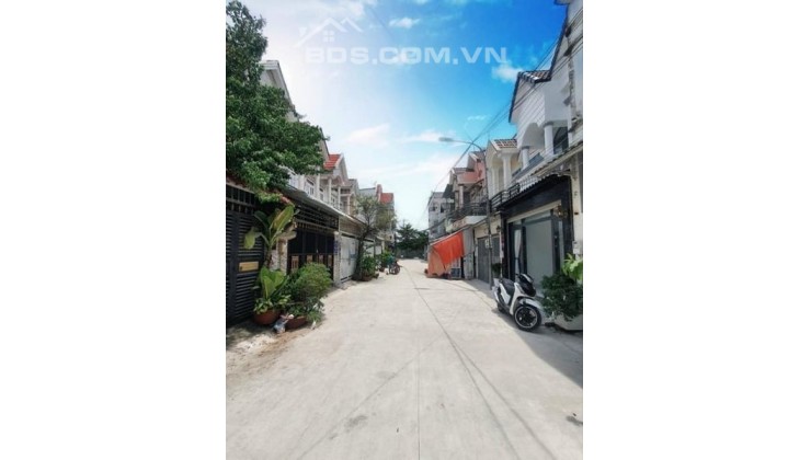 CHUYÊN MÔI GIỚI QUẬN 7, MÔI GIỚI QUẬN 8, MÔI GIỚI QUẬN 4, MÔI GIỚI NHÀ BÈ
BÁN NHÀ HẺM 93 ĐƯỜNG ĐÀO TÔNG NGUYÊN TT NHÀ BÈ 58M2 HẺM XE HƠI