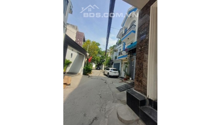 CHUYÊN MÔI GIỚI QUẬN 8, MÔI GIỚI QUẬN 7, MÔI GIỚI QUẬN 4, MÔI GIỚI NHÀ BÈ
BÁN Nhà mới hẻm xe hơi 1979 Huỳnh Tấn Phát- Thị Trấn Nhà Bè- 54m2 giá chỉ