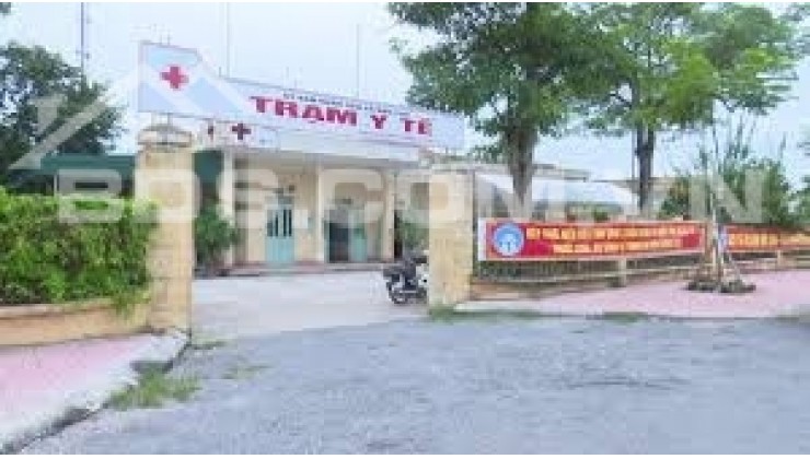 CẦN BÁN LÔ ĐẤT 300M2 MẶT TIỀN DT758 KHU DÂN CƯ - THÔNG TỨ HƯỚNG GIÁ  490TR