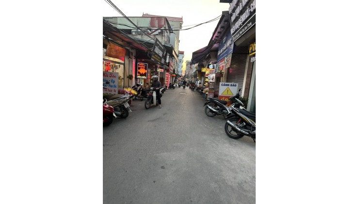 Chính chủ bán siêu phẩm trục chính thôn Bầu , căn góc , khu phố kinh doanh sầm uất nhất Kim Chung