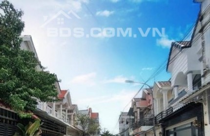 CHUYÊN MÔI GIỚI QUẬN 7, MÔI GIỚI QUẬN 8, MÔI GIỚI QUẬN 4, MÔI GIỚI NHÀ BÈ
BÁN NHÀ HẺM 93 ĐƯỜNG ĐÀO TÔNG NGUYÊN TT NHÀ BÈ 58M2 HẺM XE HƠI