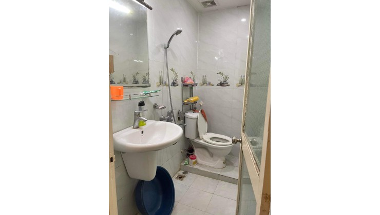 Bán Căn Hộ Chung Cư Toà X1 Ngõ 140  Nguyễn Xiển 77m2. 2Pn+2wc