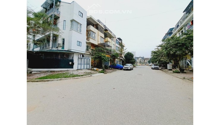 Hiếm, bán nhà KĐT Văn Phú, Tiểu biệt thự xanh mát, 77m2, 11.5 tỷ