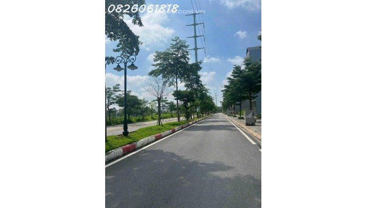 Bán đất dịch vụ KĐT Hùng Vương đường 24m diện tích 95m2 sẵn sổ đỏ sang tên.