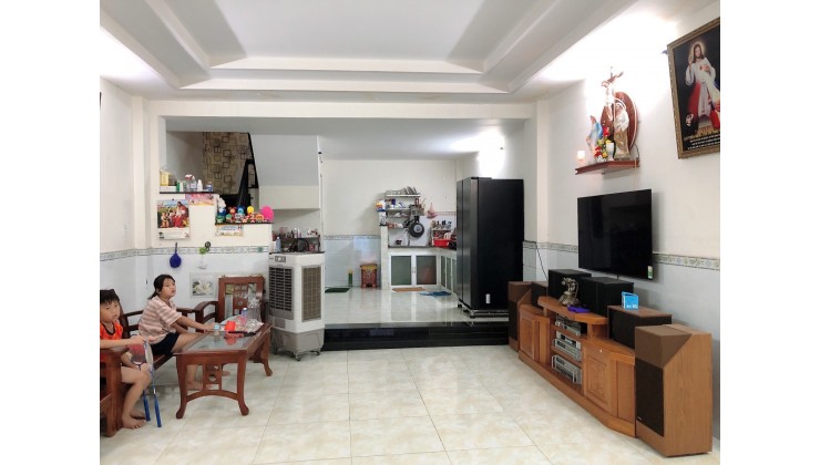 NHÀ LIÊN KHU 4,5 - BÌNH HƯNG HÒA B - QUẬN BÌNH TÂN - DT: 70M2 ( 5 X 14 ) GIÁ 3,3 TỶ CÒN THƯƠNG LƯỢNG TỐT