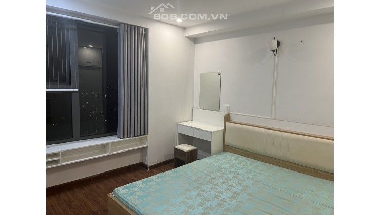 Chính chủ cho thuê căn 3 ngủ đủ đồ cc Sky Central 176 Định Công.LH:0983308539