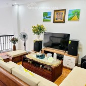 CHỈ HƠN 8B CÓ NGAY EM HOA HẬU NGỌC THỤY ĐƯỜNG Ô TÔ TRÁNH THANG MÁY - GARA ÔTÔ