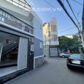 Nhà đẹp - Hẻm thông oto tránh - Ngay Ngã Tư Thủ Đức - 2 Tầng Ngang 8m - Giá 4.x tỷ
