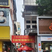 Chính chủ bán nhà cách mặt đường Quang Trung 30m, 2 mặt tiền, khu vực trung tâm