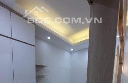 Bán nhanh Căn hộ 2 ngủ 1wc 46m2 HH Linh Đàm chỉ 1.35 tỷ