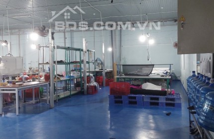 Cho thuê XƯỞNG MAY 310m2 đang hoạt động, P. Phước Long B,Thủ Đức – Gần Xa Lộ Hà Nội