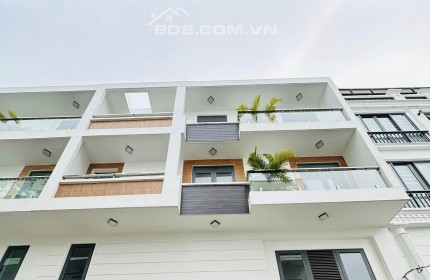 Gấp bán HXH Nơ Trang Long, Bình Thạnh, Dtsd 145m2, 4 tầng,3pn,8.3tỉ