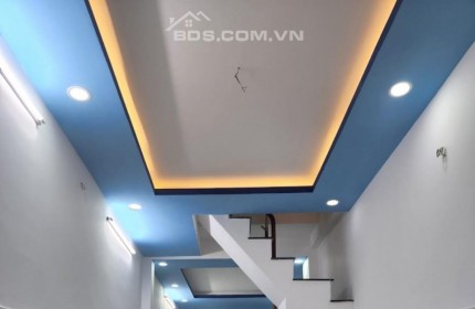 Bán nhà 33m2 đường Lâm Văn Bền - 2 tầng CCVB - 20m ra đường lớn