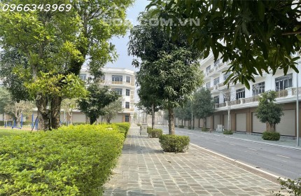 THANH TOÁN TRƯỚC 1.8 TỶ. NHÀ 4 TẦNG VIEW CÔNG VIÊN.  GIÁ 3.1 TỶ. SANG TÊN SỔ NGAY. LH: 0966 343 969