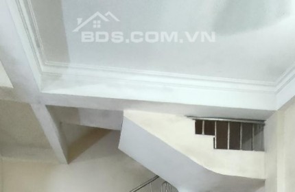 Bán Nhà Trường Chinh, Gần Ngã Tư Sở, ĐH Y Hà Nội, DT 51m2, 4 Tầng, Giá 4.2 Tỷ