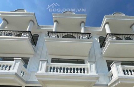 shophouse khu đô thị trong lòng thành phố công nghiệp đang phát triển