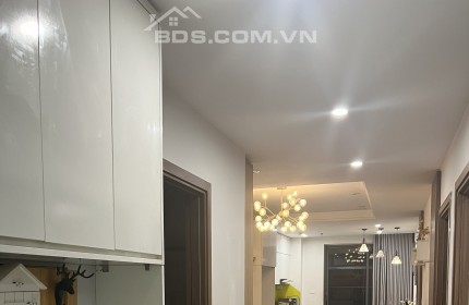 Chính chủ cho thuê căn 3 ngủ đủ đồ cc Sky Central 176 Định Công.LH:0983308539