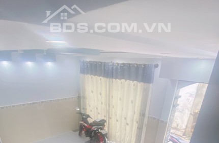 Bán nhà đường Phạm Hữu Lầu 42m2, 1 trệt, 1 lầu ngang khủng 6,1m chỉ nhỉnh 5 tỷ