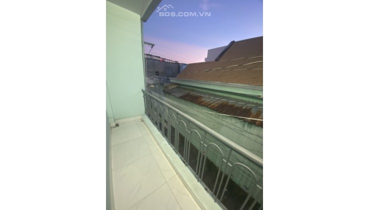 BÁN NHÀ NGAY GIGAMALL THỦ ĐỨC - DTS 50M2 - SHR - NHÀ MỚI KENG - CHỈ 2,1 TỶ