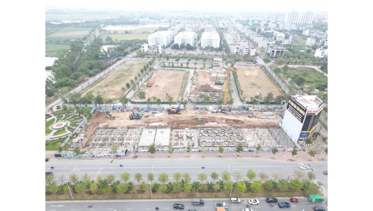 Nhỉnh 7 tỷ có căn Biệt Thự Liền Kề, 100m2, khu vực đông dân, giao thông thuận tiện.