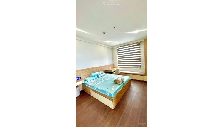 Chính chủ gửi bán gấp lỗ 700tr căn hộ 2 phòng ngủ 72m2 tại chung cư Emerald Golf View Thuận An