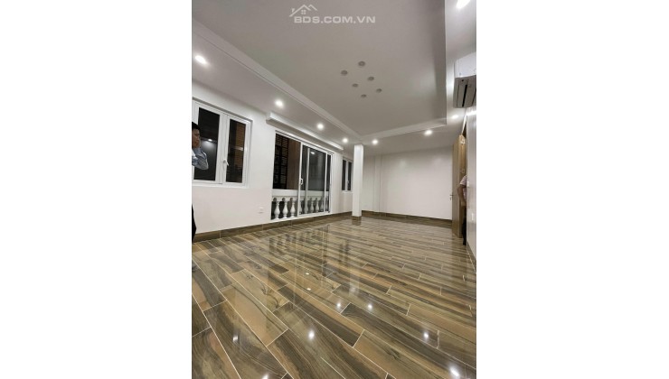 HOT -  Nhà Mới Yên Hòa 42m2, 6 tầng MT 7m Lô Góc Thang Máy Gara Oto Chỉ 10,5 tỷ