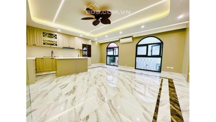 8 tầng thang máy, Nguyễn Chí Thanh, ĐĐ, ô tô, kinh doanh, DT 60m, MT 6.7m, 19.5 tỷ