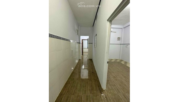 BÁN NHÀ 3 TẦNG QUẬN 7, 8 PHÒNG - DT : 76m2, Giá Chỉ : 4 TỶ 850