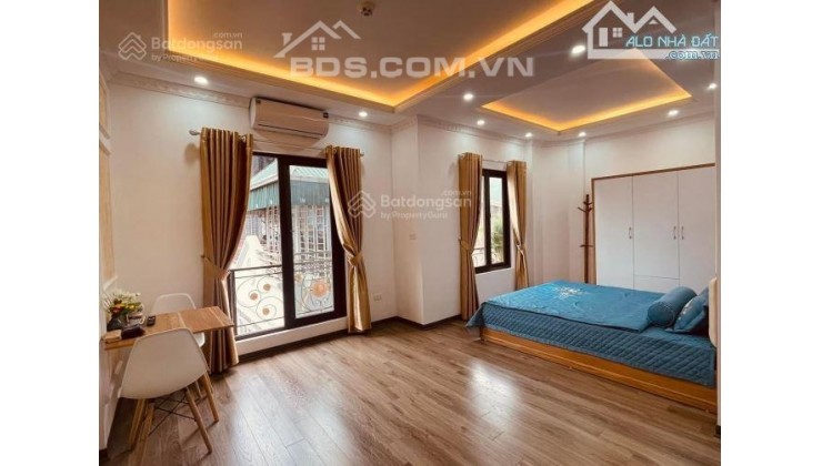 Bán nhà Nguyễn Khánh Toàn lô góc 40m2, 5 tầng MT 6m giá 5.x tỷ, ô tô gần, 3 bước ra đường 0976388663