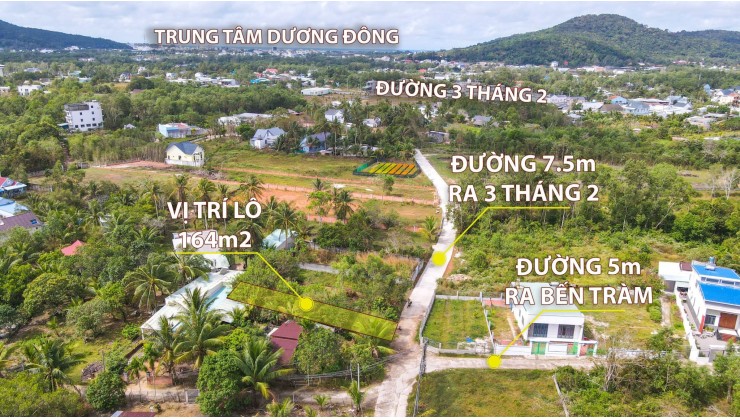 Bán gấp đất thổ cư bến tràm Phú Quốc, gần quảng trường trung tâm Bác Hồ, sổ có hiển thị đường